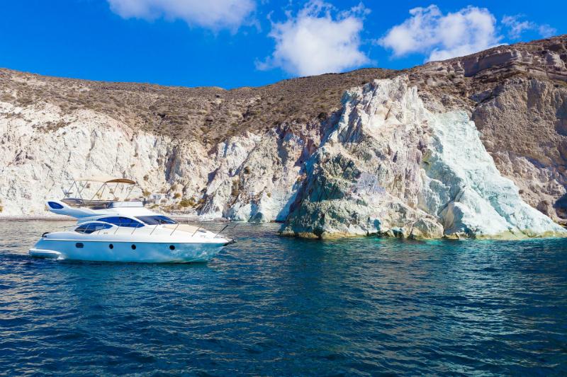 Luxury Sailing Santorini with Santorini Yachts